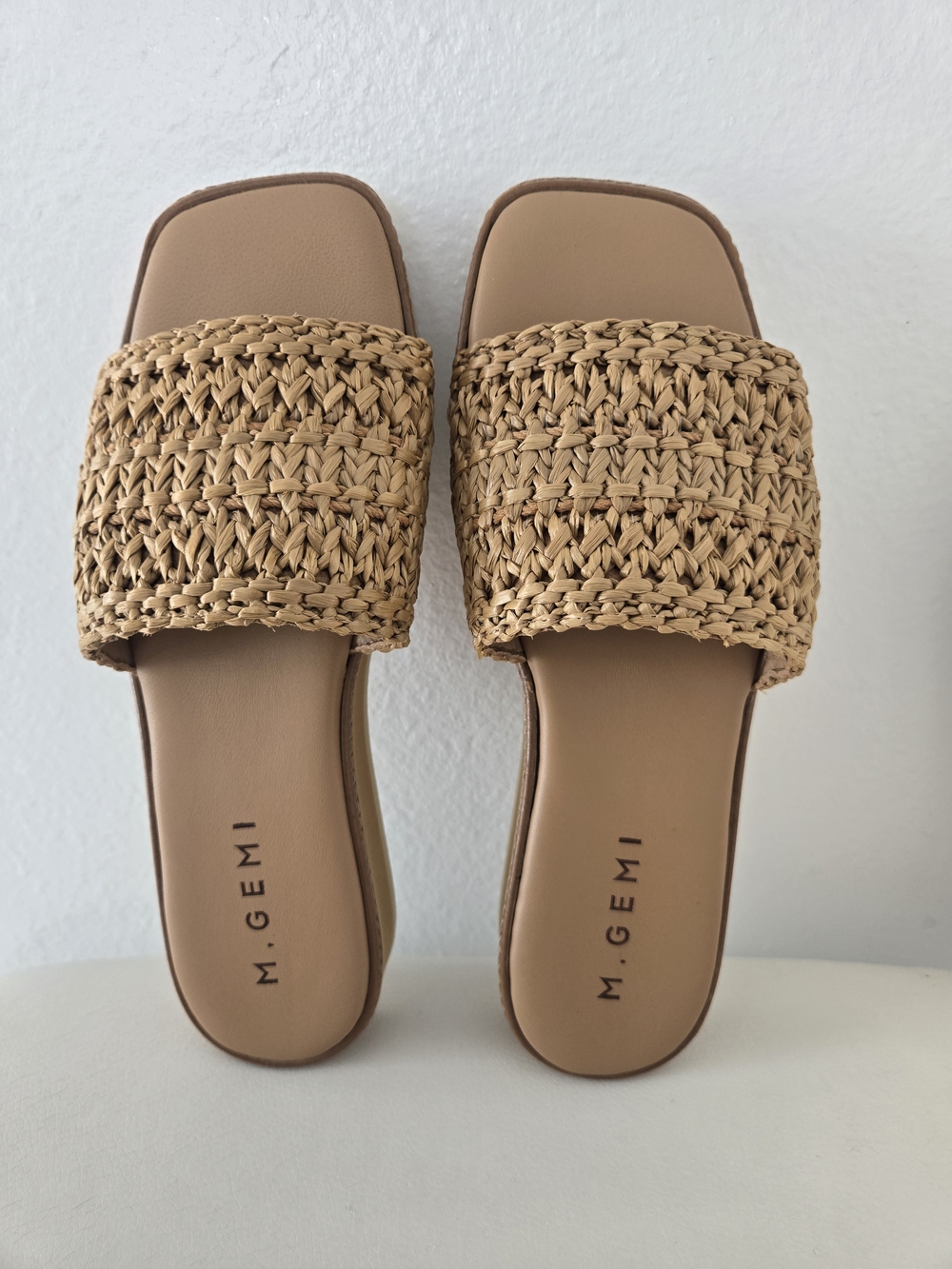 M. Gemi Woven Raffia Slide Sandals in Tan Size 38 Made In Italy